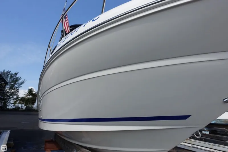 Slide: The Image of Sea Ray 240 Sundancer 2010 - 8