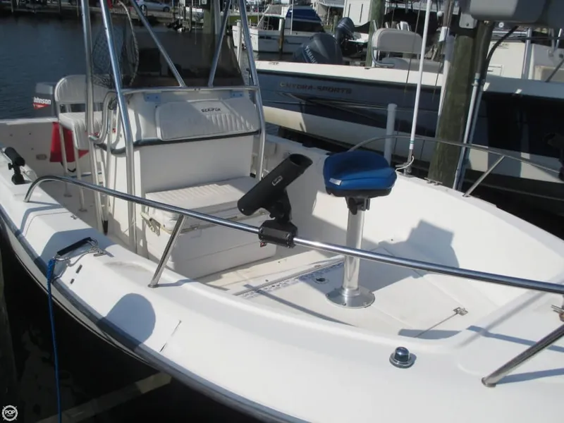 Slide: The Image of Sea Fox 230 2000 - 11