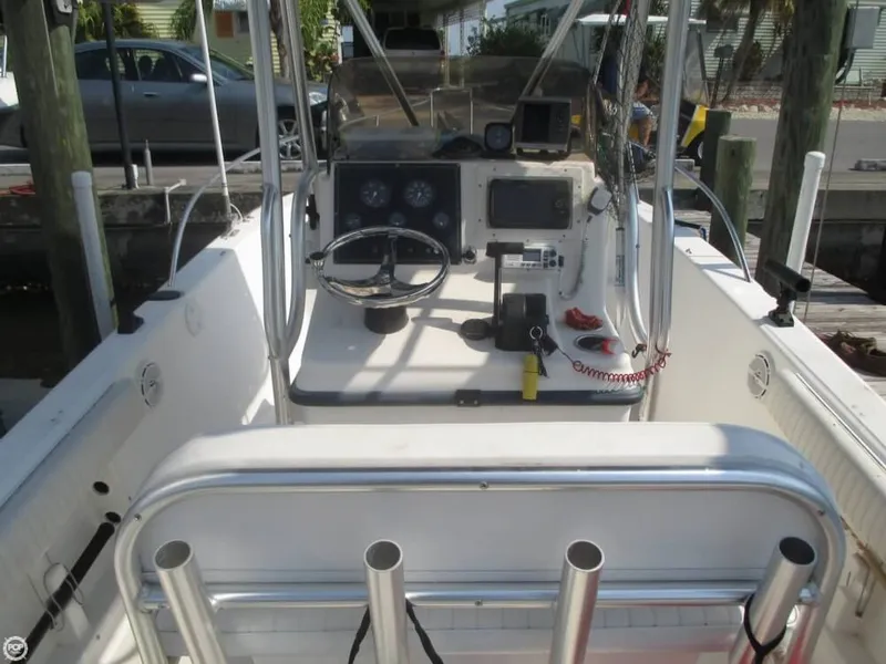 Slide: The Image of Sea Fox 230 2000 - 3
