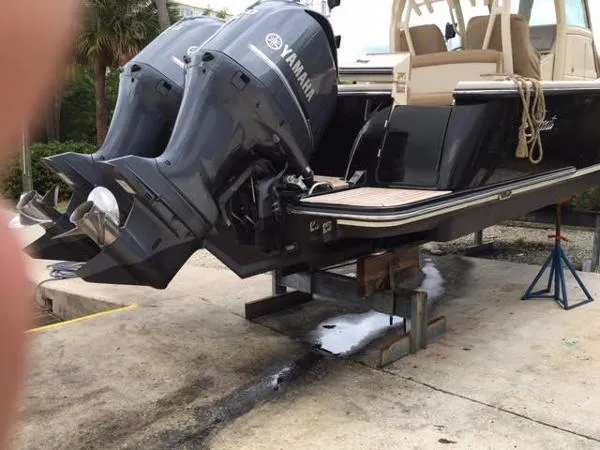 Slide: The Image of Scout Boats 345 XSF 2011 - 7
