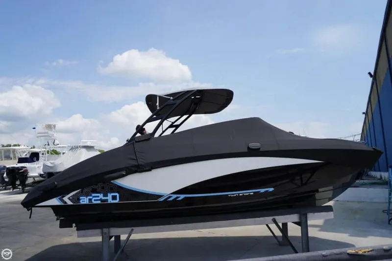 Slide: The Image of Yamaha AR 240 High Output 2015 - 1