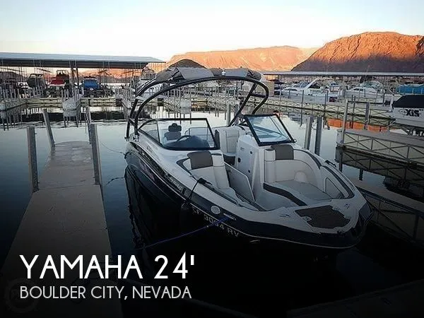 Slide: The Image of Yamaha 242 Limited S 2014 - 0