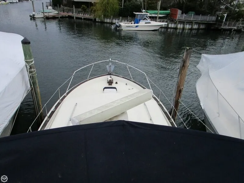 Slide: The Image of Chris-Craft 38 Commander 1969 - 3
