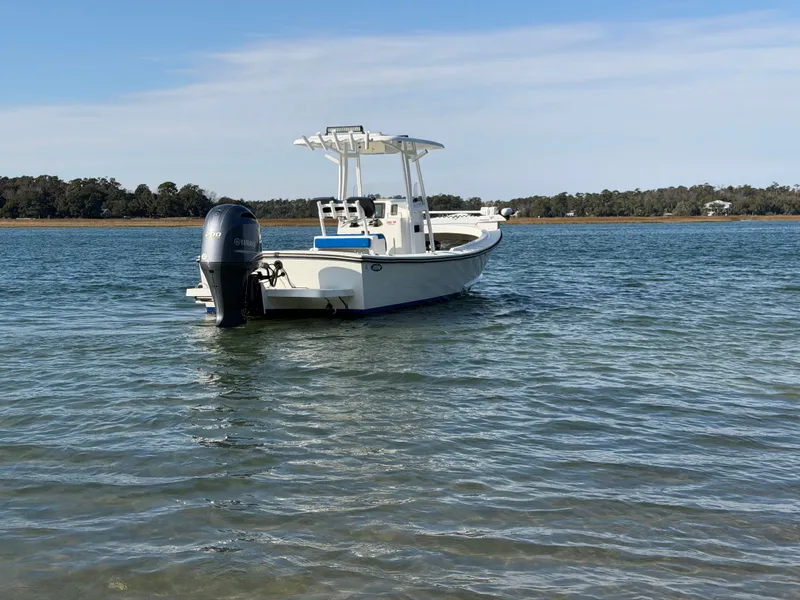 Slide: The Image of Eastern 22 Center Console boat 2022 on calm water. - 4