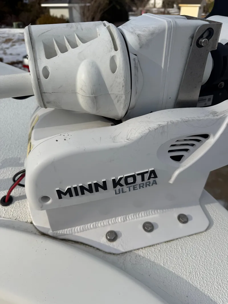 Slide: The Image of Minn Kota Ulterra on Eastern 22 Center Console, 2022. - 8