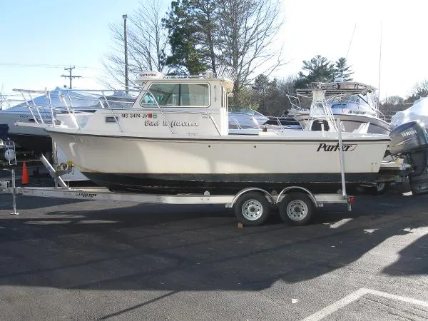 Slide: The Image of Parker Marine 2520 Modified V Sport Cabin 2002 - 0