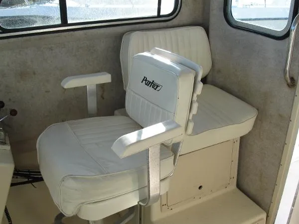 Slide: The Image of Parker Marine 2520 Modified V Sport Cabin 2002 - 11