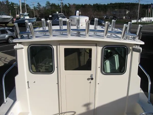 Slide: The Image of Parker Marine 2520 Modified V Sport Cabin 2002 - 7