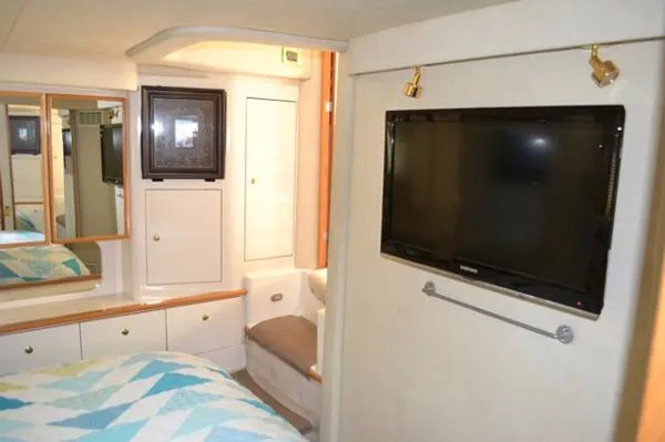 Slide: The Image of Sea Ray Aft Cabin Motor Yacht 1997 - 10