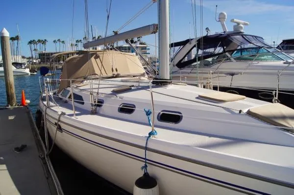 Slide: The Image of Catalina 42 MkII 2008 - 1