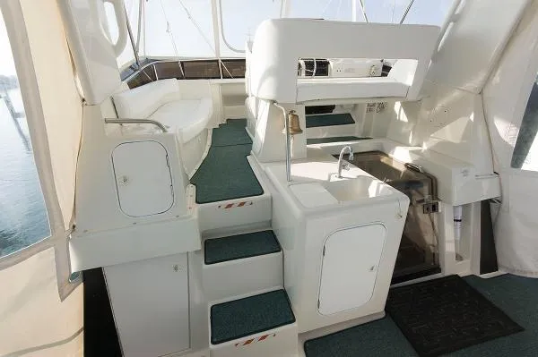 Slide: The Image of Silverton 34 Motor Yacht 1996 - 4