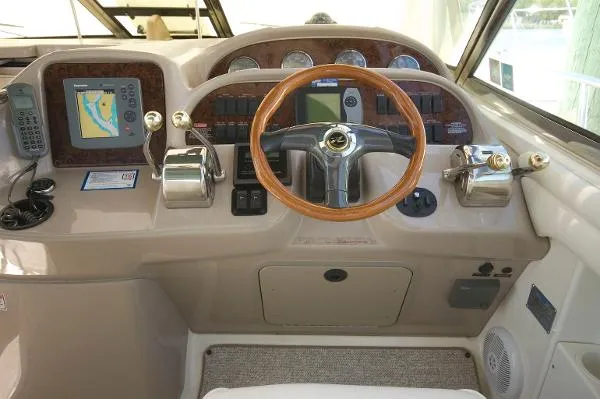 Slide: The Image of Sea Ray 360 Sundancer 2003 - 6