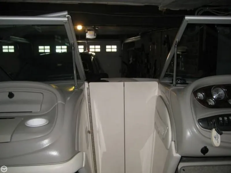 Slide: The Image of Monterey 200 LS Montura 2004 - 4