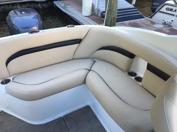 Slide: The Image of Hurricane 2400 Sundeck 2012 - 7