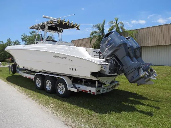 Slide: The Image of Wellcraft 35 Scarab Sport Open 2004 - 5