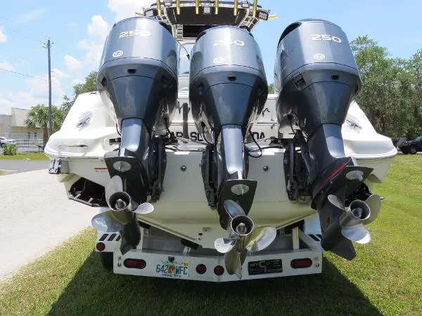 Slide: The Image of Wellcraft 35 Scarab Sport Open 2004 - 6