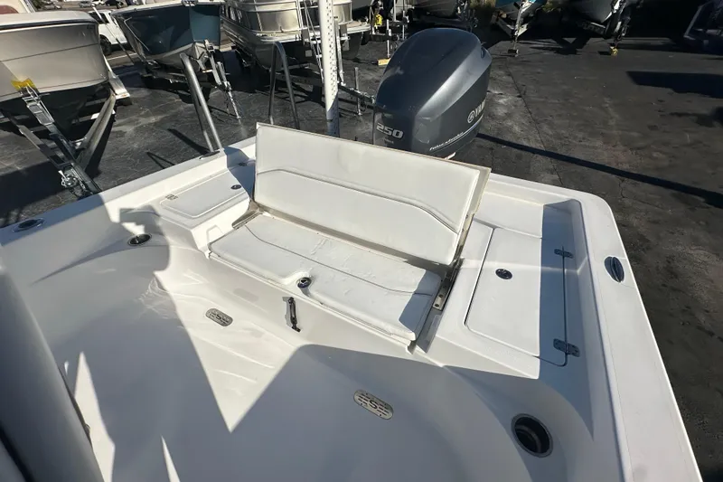 Slide: The Image of 2013 Sportsman Masters 247 Bay Boat with Yamaha 250 engine, featuring spacious seating area. - 22