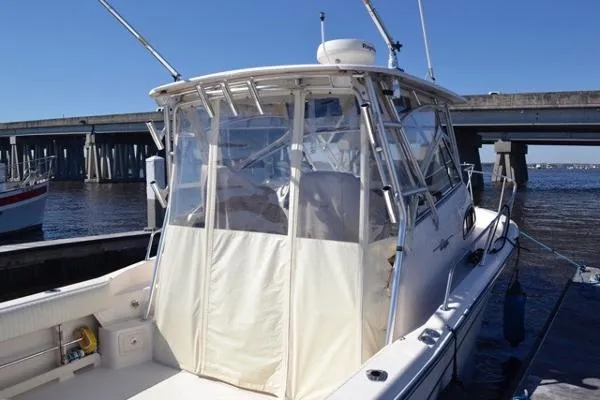 Slide: The Image of Grady-White Marlin 300 2006 - 3