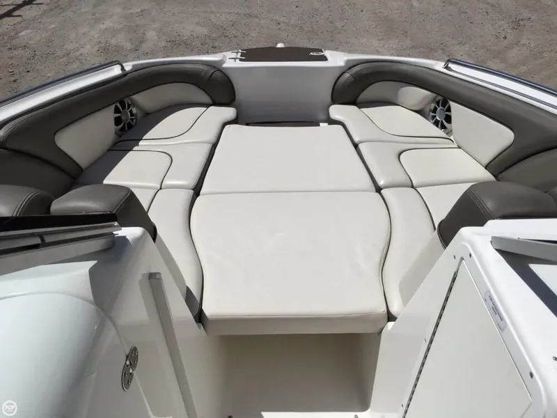 Slide: The Image of Yamaha 242 Limited S 2012 - 10