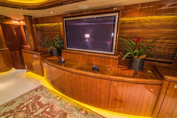Slide: The Image of Horizon SKYLOUNGE MOTOR YACHT 2005 - 8