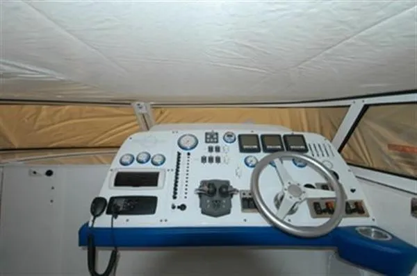Slide: The Image of Fountain 48 Express Cruiser 2006 - 5