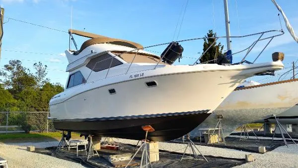 Slide: The Image of Bayliner 3258 Command Bridge 2001 - 3