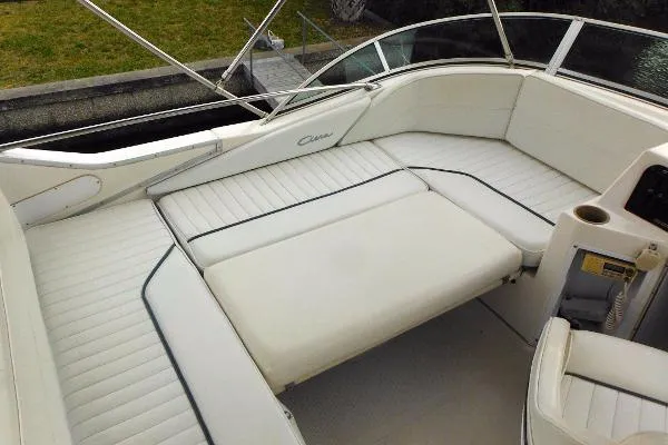 Slide: The Image of Bayliner 3258 Command Bridge 2001 - 9