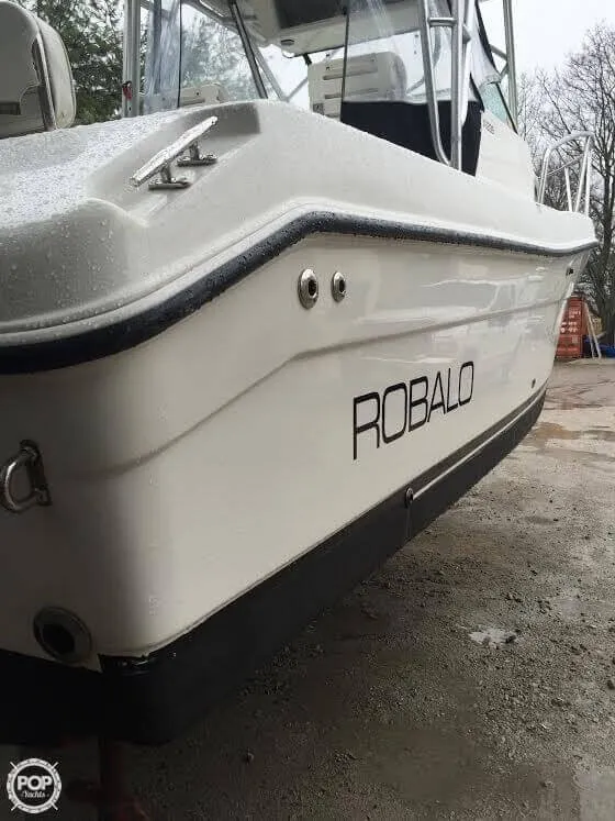 Slide: The Image of Robalo R235 2002 - 9