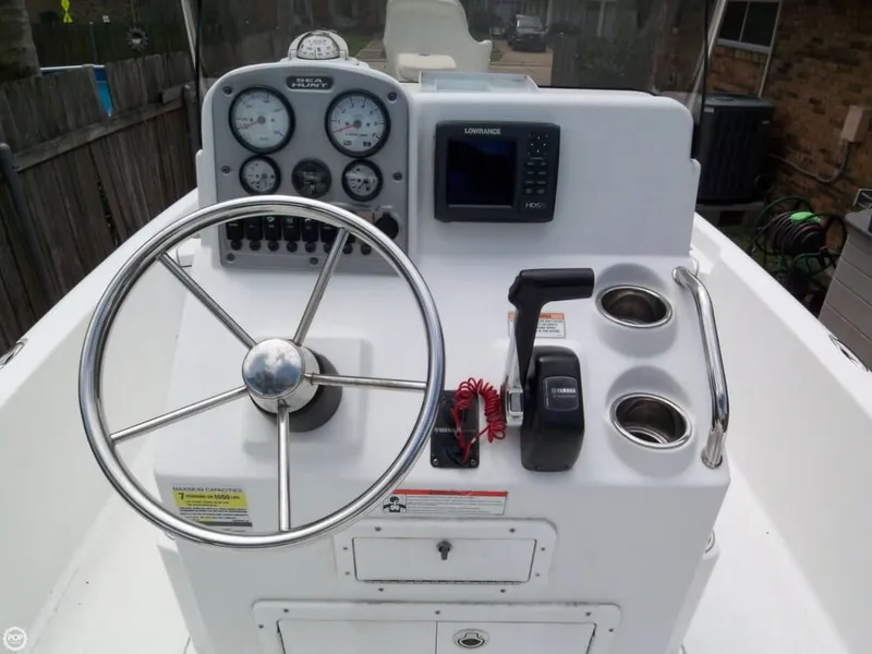 Slide: The Image of Sea Hunt XP 21 2011 - 4