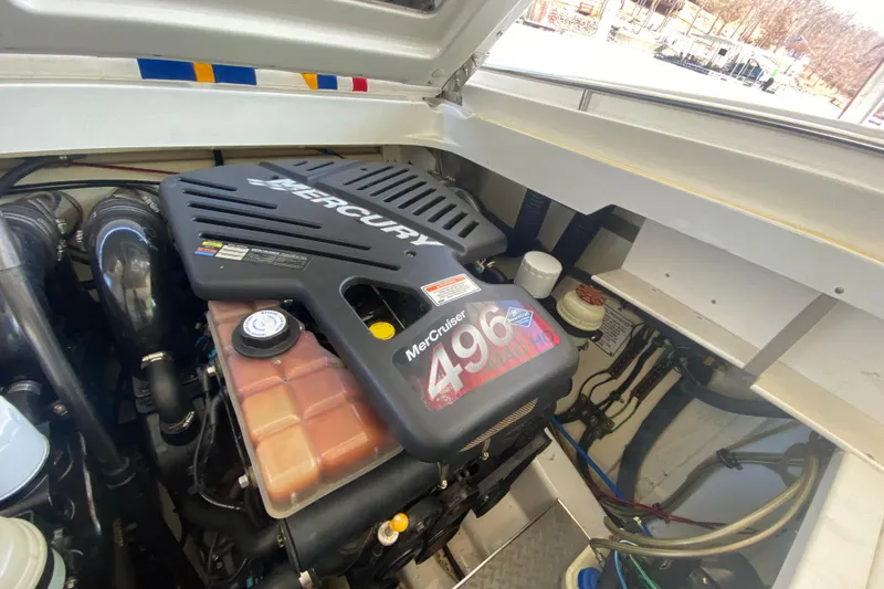 Slide: The Image of 2006 Formula 353 FASTech engine compartment with Mercury MerCruiser 496 MAG HO engine. - 27