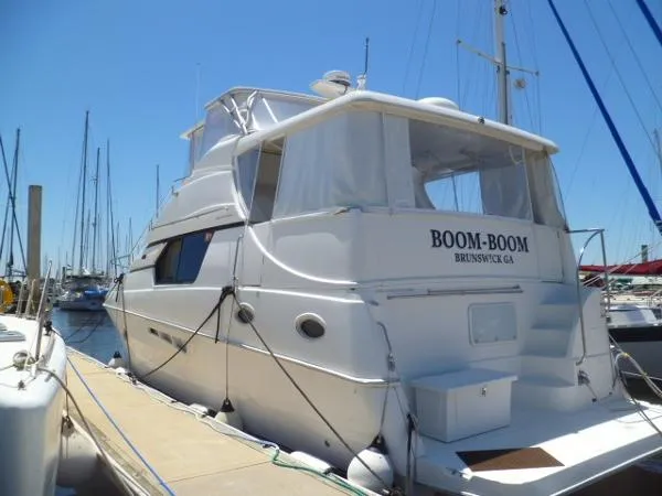 Slide: The Image of Silverton 453 Hard Top Motor Yacht 2000 - 0