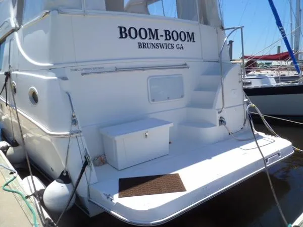 Slide: The Image of Silverton 453 Hard Top Motor Yacht 2000 - 7