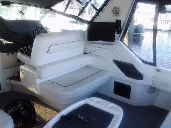 Slide: The Image of Sea Ray 400 Express Cruiser 1995 - 1