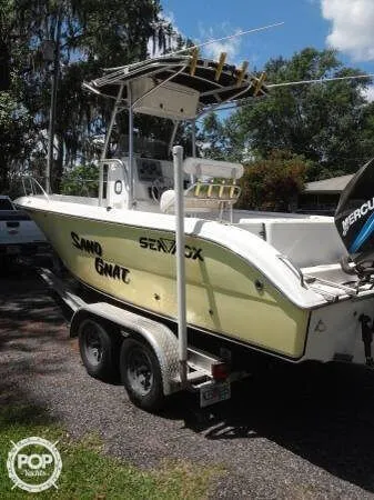 Slide: The Image of Sea Fox 230 Center Console 2004 - 4
