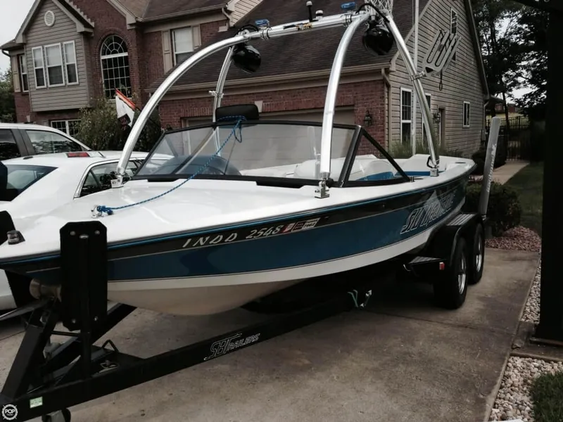 Slide: The Image of Correct Craft Ski Nautique 1992 - 1