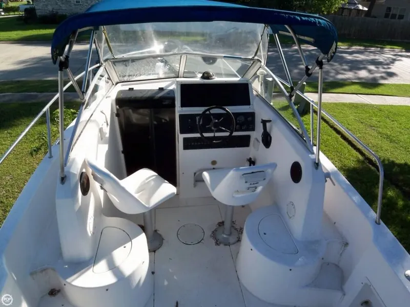Slide: The Image of Wellcraft 22 Coastal W A Cuddy 1998 - 4