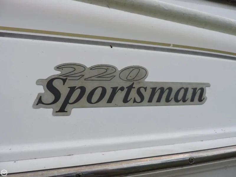 Slide: The Image of Wellcraft 220 Sportsman 2004 - 6