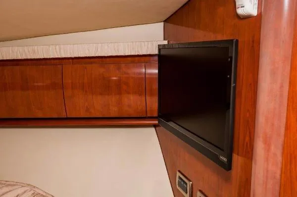 Slide: The Image of Sea Ray 44 Sundancer 2006 - 11