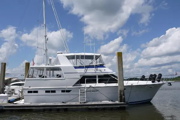 Slide: The Image of Californian Motor Yacht 1990 - 1