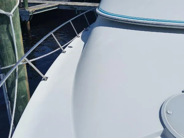 Slide: The Image of Chris-Craft 421 Continental 1994 - 7