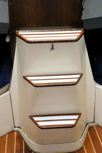 Slide: The Image of J Boats J/30 1979 - 2
