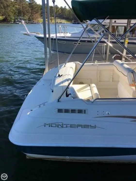 Slide: The Image of Monterey 230 Explorer 1998 - 6