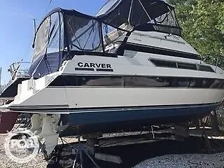 Slide: The Image of Carver Yachts 30 Santego 1988 - 1