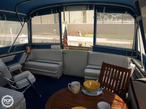 Slide: The Image of Wellcraft 32 St. Tropez 1989 - 3