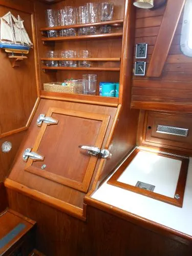 Slide: The Image of Wellington Pilothouse 1989 - 3