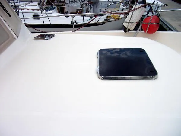 Slide: The Image of Mainship "400" Trawler 2004 - 11