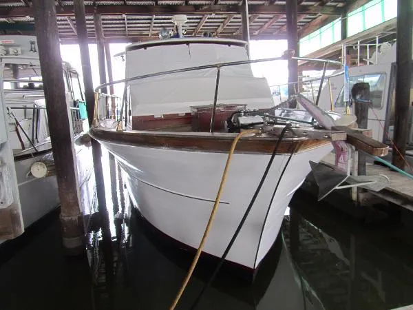 Slide: The Image of Chris-Craft 56 Salon Motor Yacht 1957 - 8