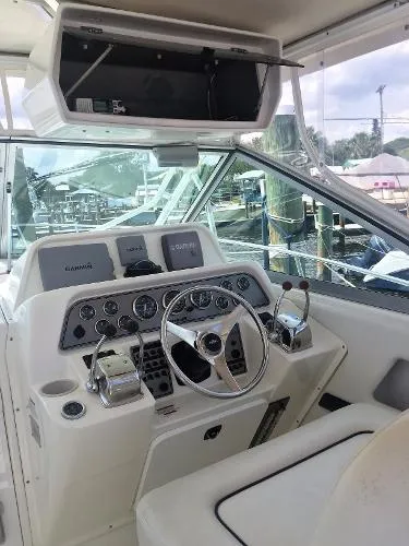 Slide: The Image of Wellcraft 330 Coastal 2002 - 11