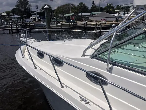 Slide: The Image of Wellcraft 330 Coastal 2002 - 6