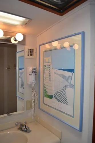 Slide: The Image of Viking Yachts 57 Convertible 1990 - 10